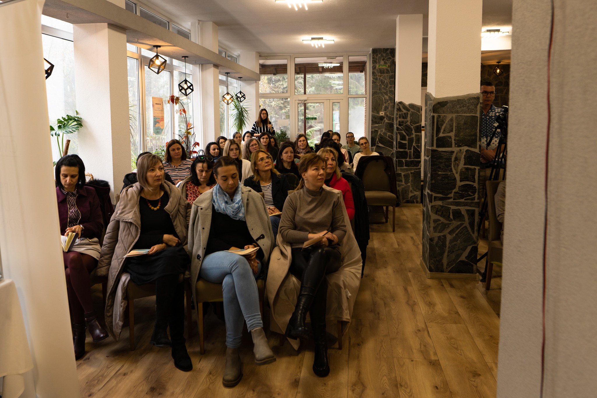 588789219 10235585860461185 5794120749788789123 n